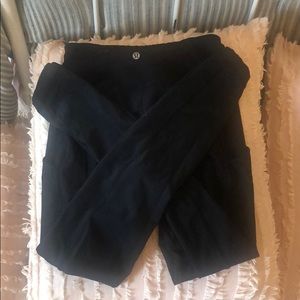 black lulu leggings with pockets and mesh back